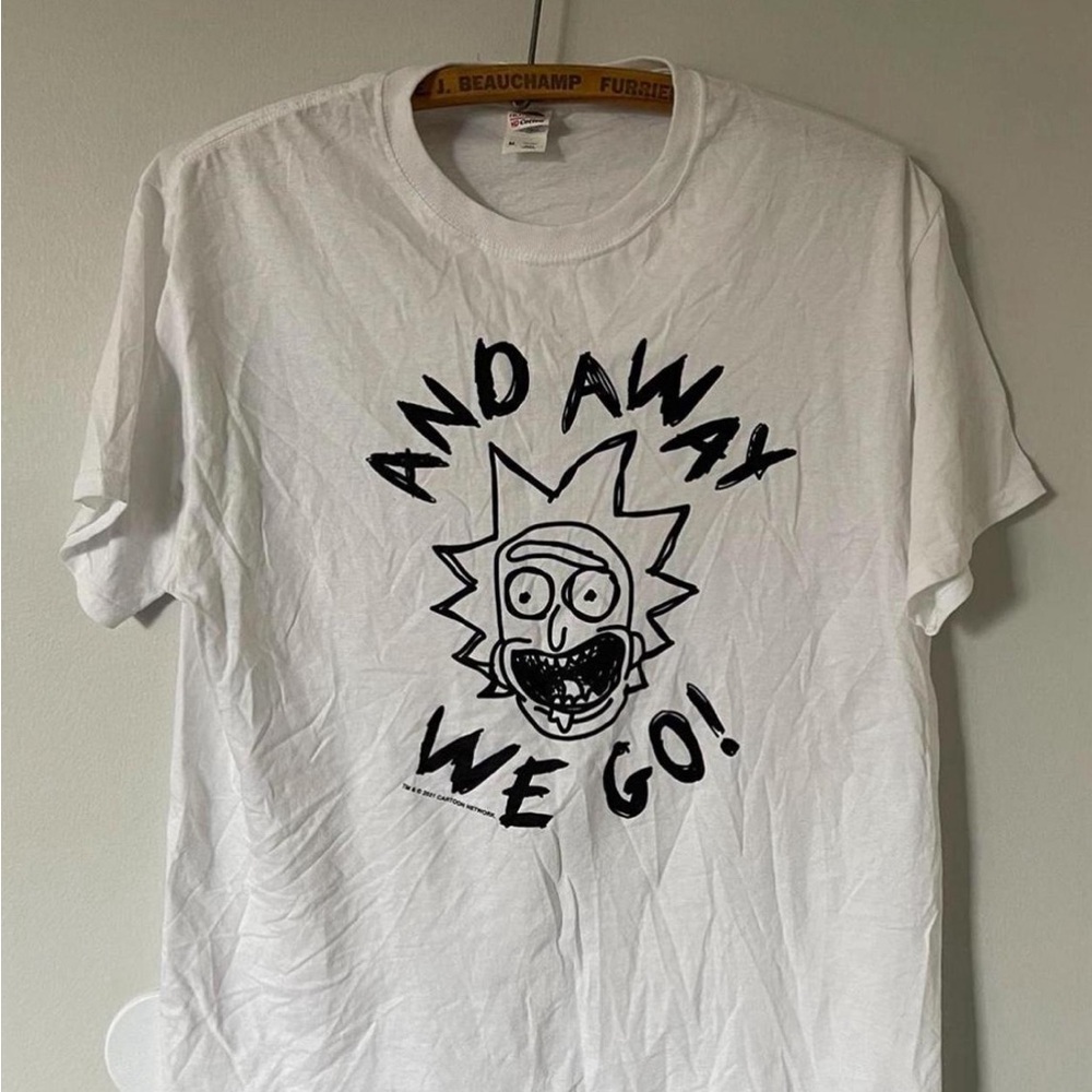 White t shirt